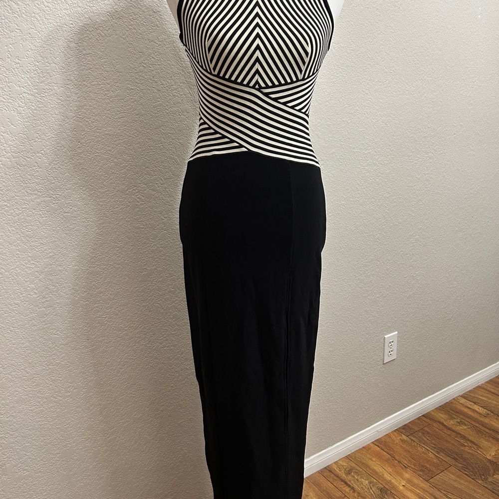 Tadashi Shoji Monochrome Striped Design Long Gown Dress
